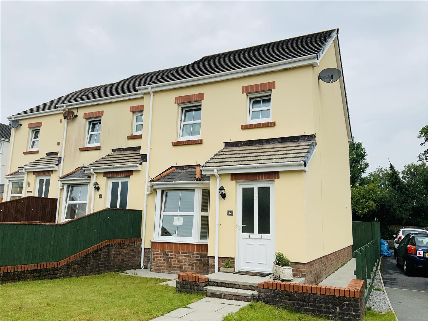 Willow Estates Properties for sale and to let in Llanelli and